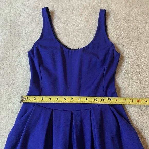 Aritzia Wilfred Pompe Dress with pockets, Royal Blue, size 4 - Picture 6 of 13